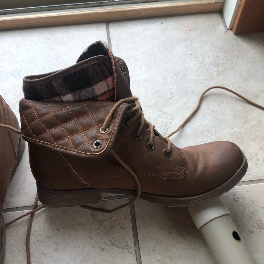 FLANNEL BOOTS